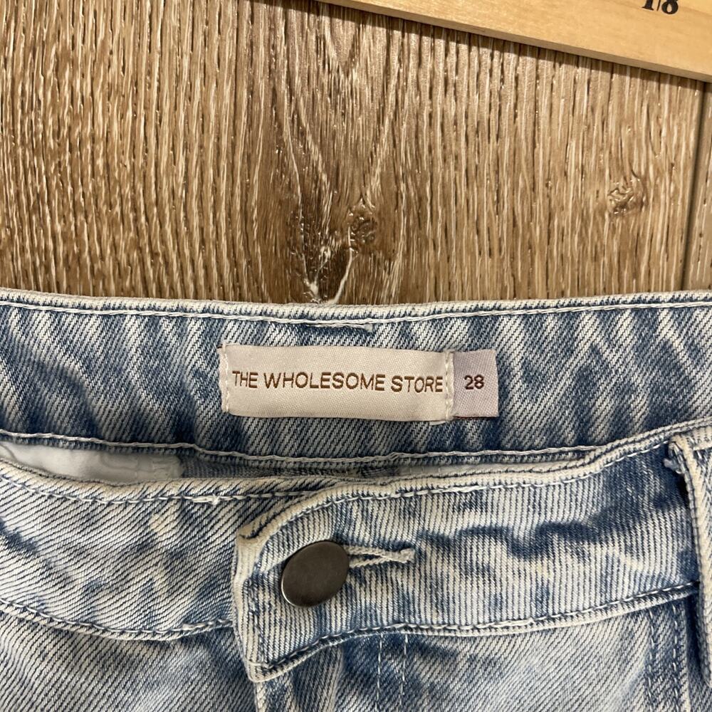 Embroidered Light Blue Boyfriend Jeans - Picture 8 of 14